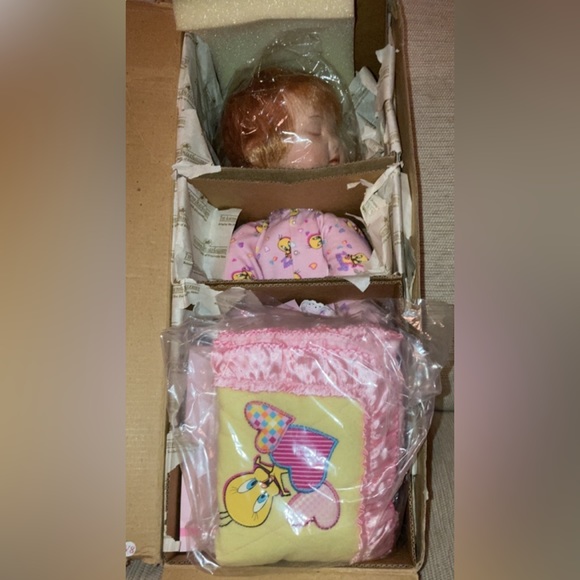 Ashton-Drake Other - NEW “TWEET DREAMS" #76021 ASHTON-DRAKE ORIGINAL BOX & CERTIFICATE OF AUTH